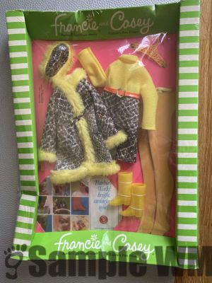 Francie #1245 Snake Charmers NRFB
Box in extra Cellophan 270
